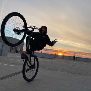 Meet your Posher, Johnathan